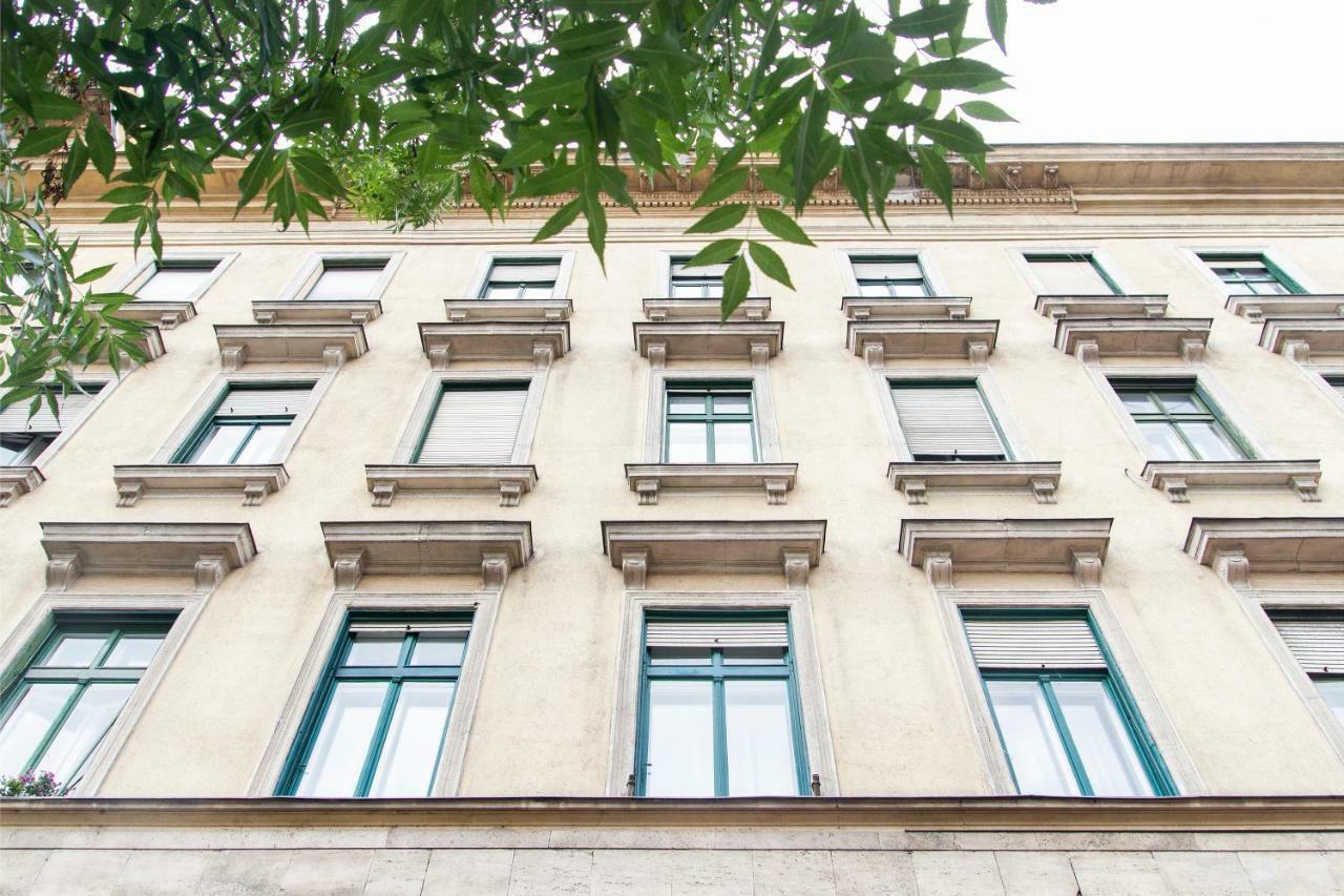 R&R Apartment Rakoczi Budapest Exteriör bild