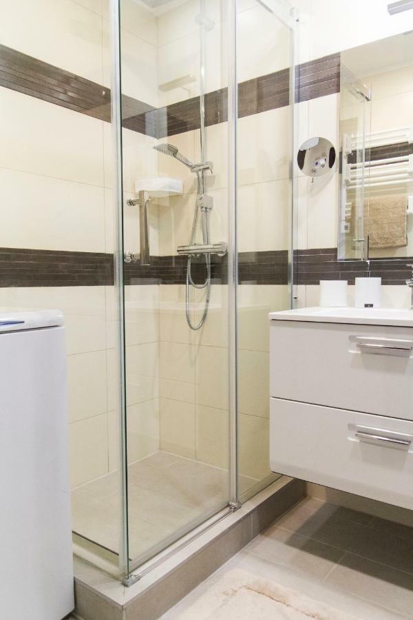 R&R Apartment Rakoczi Budapest Exteriör bild